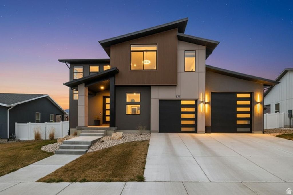 677 E KINGS LNDG, Tooele, UT 84074