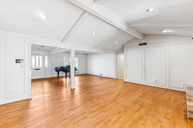 6214 Glennox Lane, Dallas, TX 75214