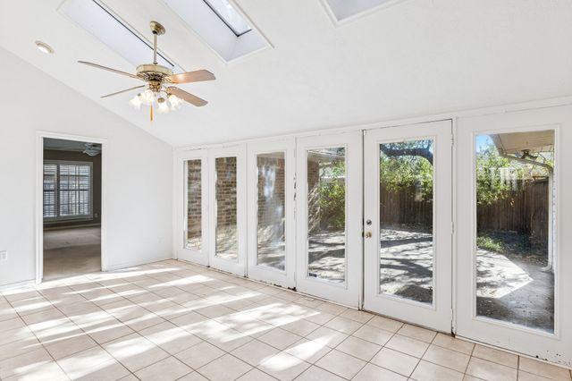 6214 Glennox Lane, Dallas, TX 75214