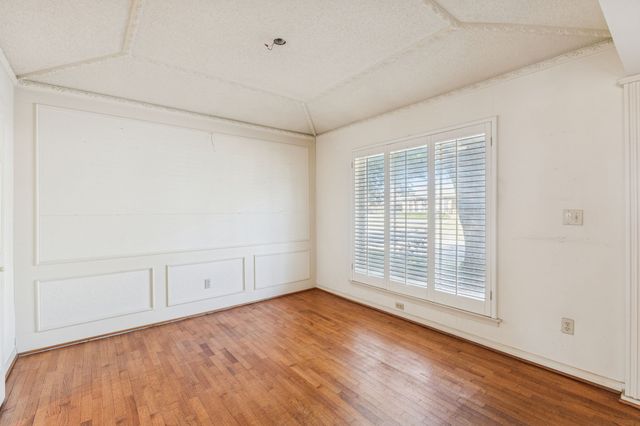 6214 Glennox Lane, Dallas, TX 75214