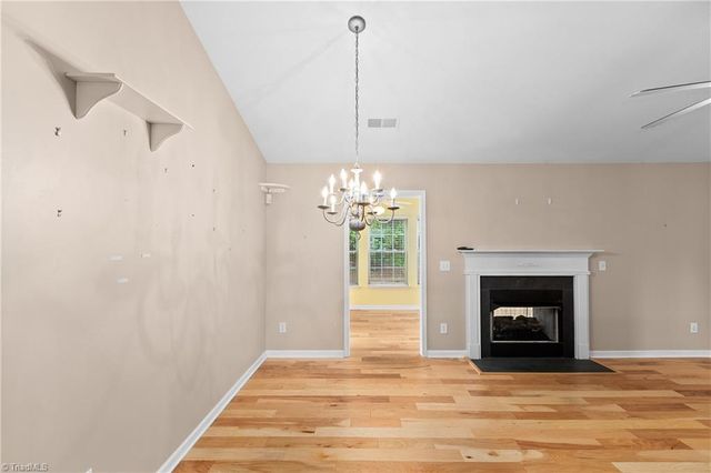 2074 Hibiscus Lane, Kernersville, NC 27284