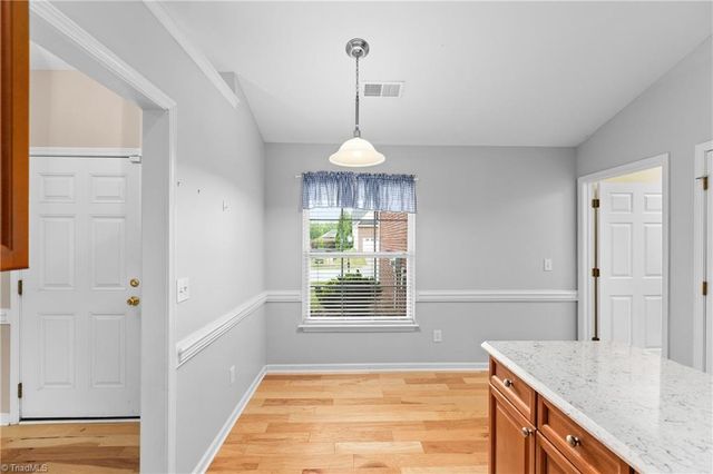 2074 Hibiscus Lane, Kernersville, NC 27284