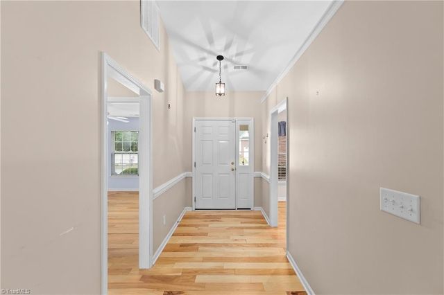 2074 Hibiscus Lane, Kernersville, NC 27284