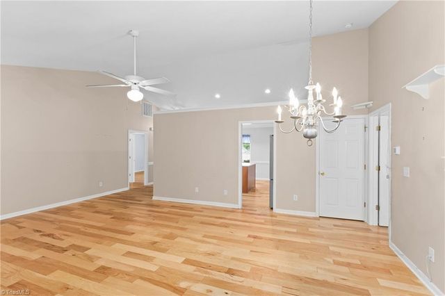 2074 Hibiscus Lane, Kernersville, NC 27284