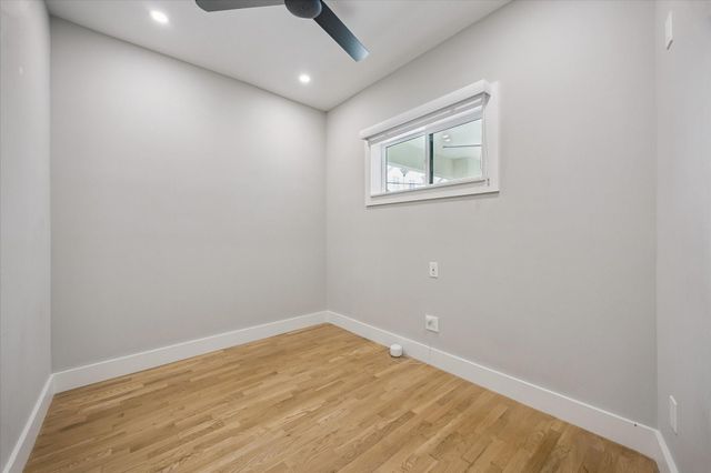 5104 Floyd Street, Houston, TX 77007