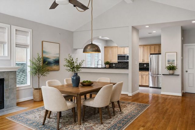 5104 Floyd Street, Houston, TX 77007