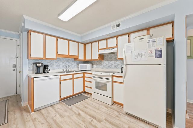 5600 N Ocean Blvd. C5, North Myrtle Beach, SC 29582