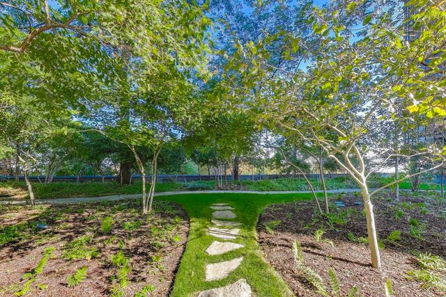 505 N Lake Shore Drive 501, Chicago, IL 60611