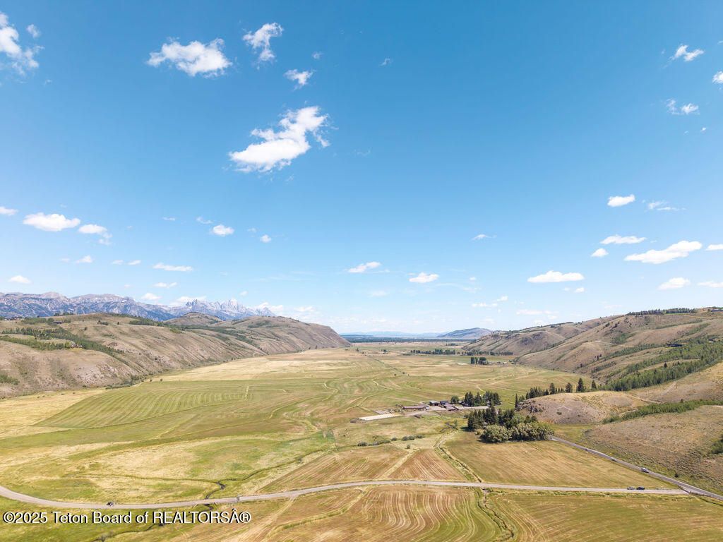 1000 N SPRING GULCH Road, Jackson, WY 83001 photo 16