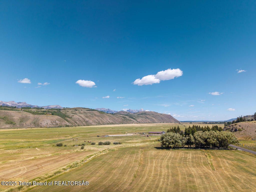 1000 N SPRING GULCH Road, Jackson, WY 83001 photo 8