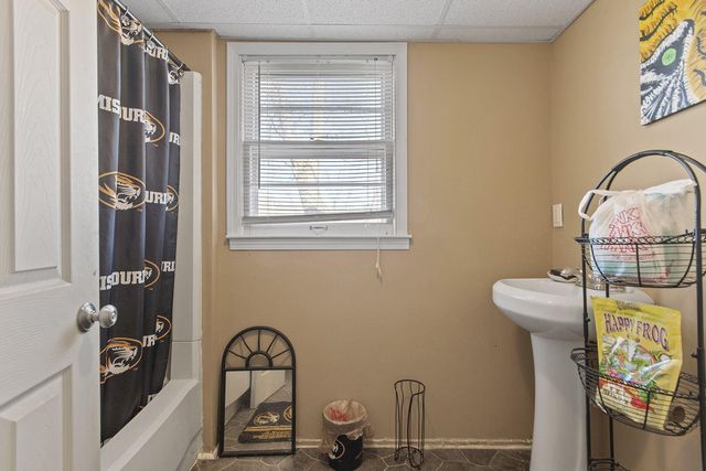 4419 STEVENDAVE DR, Columbia, MO 65202