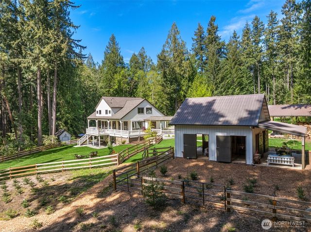 6518 NE Justin Court, Bainbridge Island, WA 98110