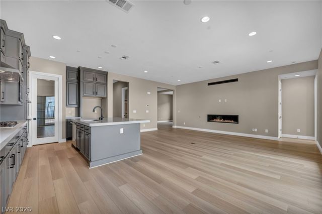 2194 Pigeon Hawk Street, Las Vegas, NV 89138