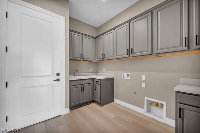 2194 Pigeon Hawk Street, Las Vegas, NV 89138