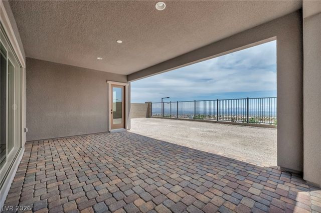 2194 Pigeon Hawk Street, Las Vegas, NV 89138