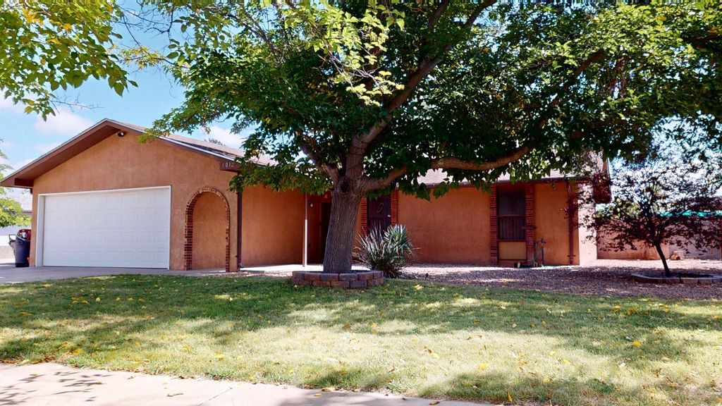6012 Open Sky Drive NW, Albuquerque, NM 87120