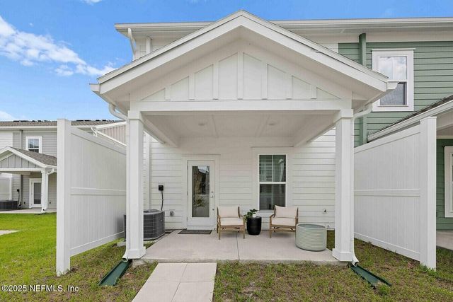 3730 DUPONT Avenue C2I, Jacksonville, FL 32217