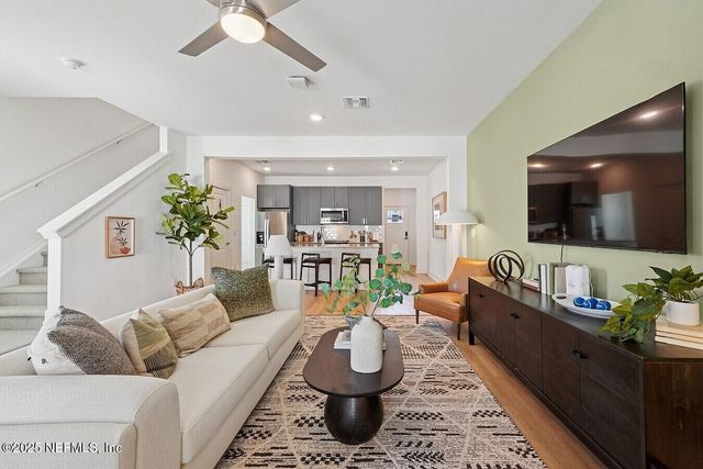 3730 DUPONT Avenue C2I, Jacksonville, FL 32217