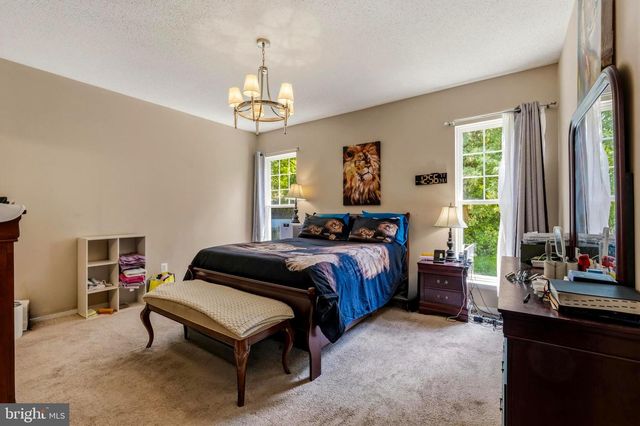 1004 GLEN OAK CT, La Plata, MD 20646