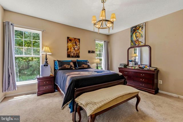 1004 GLEN OAK CT, La Plata, MD 20646