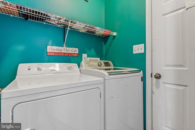 1004 GLEN OAK CT, La Plata, MD 20646
