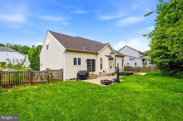 1004 GLEN OAK CT, La Plata, MD 20646