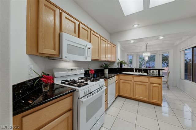 10612 Spring Garden Court, Las Vegas, NV 89134