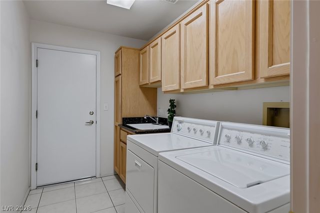 10612 Spring Garden Court, Las Vegas, NV 89134