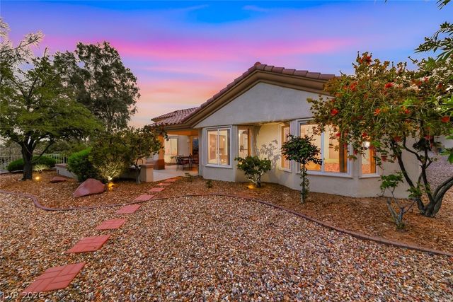 10612 Spring Garden Court, Las Vegas, NV 89134