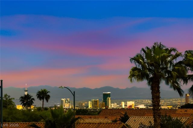 10612 Spring Garden Court, Las Vegas, NV 89134