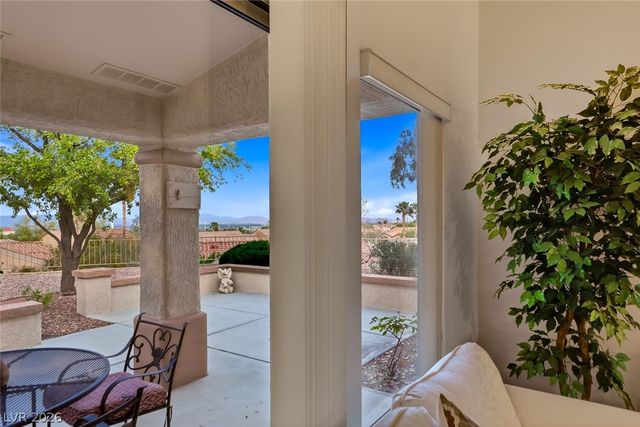 10612 Spring Garden Court, Las Vegas, NV 89134