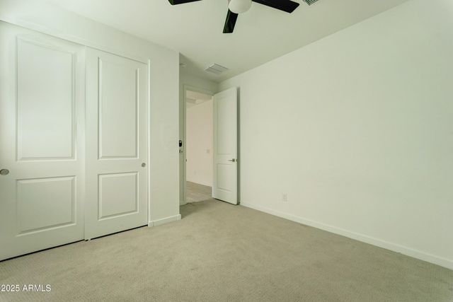 17704 W FETLOCK Trail, Surprise, AZ 85387