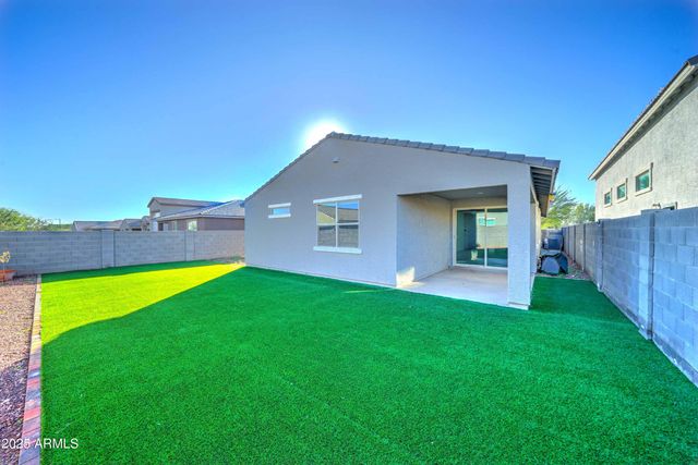 17704 W FETLOCK Trail, Surprise, AZ 85387