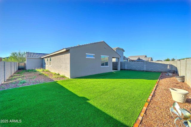 17704 W FETLOCK Trail, Surprise, AZ 85387