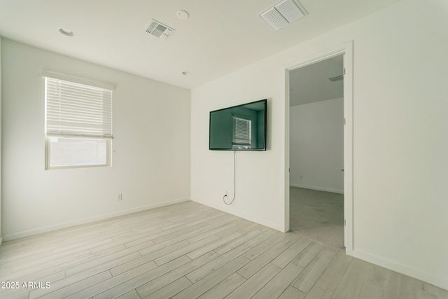 17704 W FETLOCK Trail, Surprise, AZ 85387