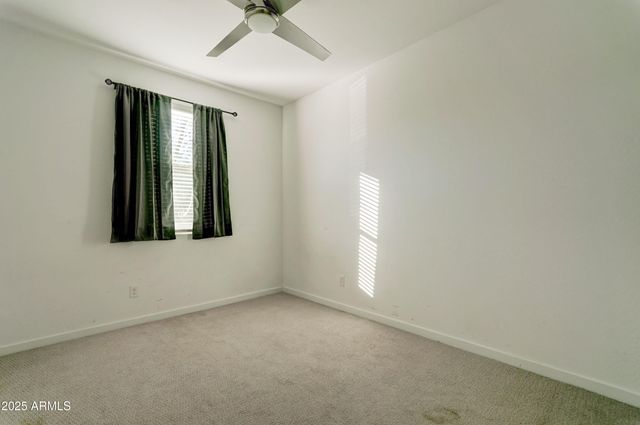 17704 W FETLOCK Trail, Surprise, AZ 85387