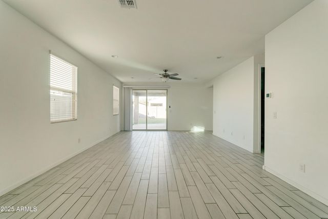 17704 W FETLOCK Trail, Surprise, AZ 85387