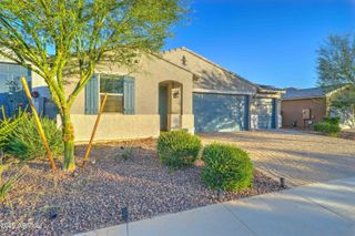 17704 W FETLOCK Trail, Surprise, AZ 85387