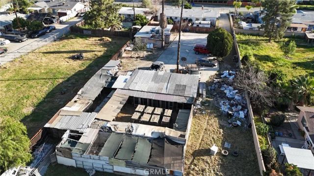 1918 E Oakland, Hemet, CA 92544