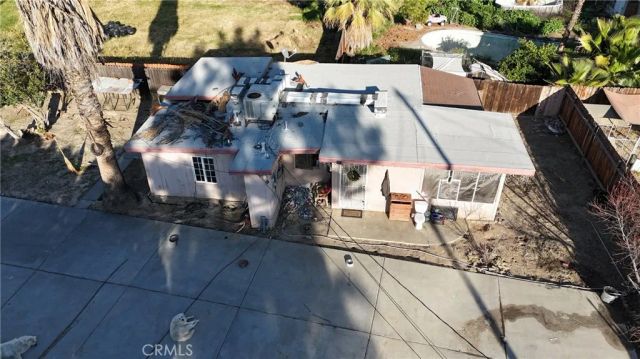1918 E Oakland, Hemet, CA 92544