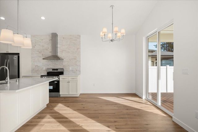 9296 N Woodridge Ct, Spokane, WA 99208