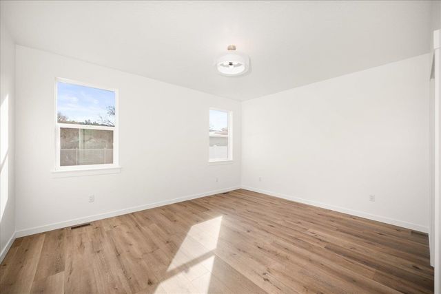 9296 N Woodridge Ct, Spokane, WA 99208