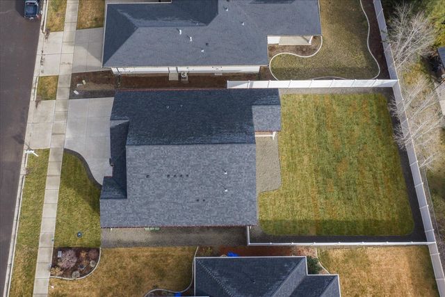 9296 N Woodridge Ct, Spokane, WA 99208