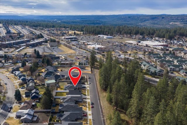 9296 N Woodridge Ct, Spokane, WA 99208