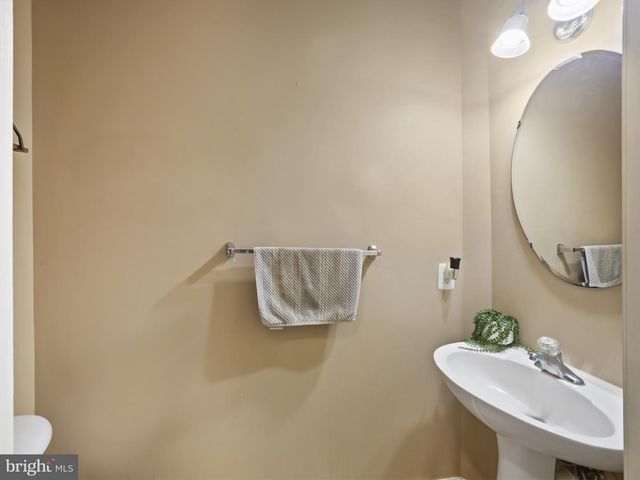 9661 BERGAMONT CT, Waldorf, MD 20603