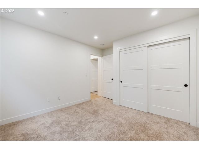 520 COLUMBIA St, Cathlamet, WA 98612