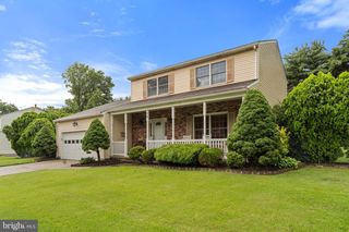 15 MCCAY DR, Roebling, NJ 08554
