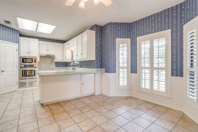 144 Trailwood Drive, Joshua, TX 76058