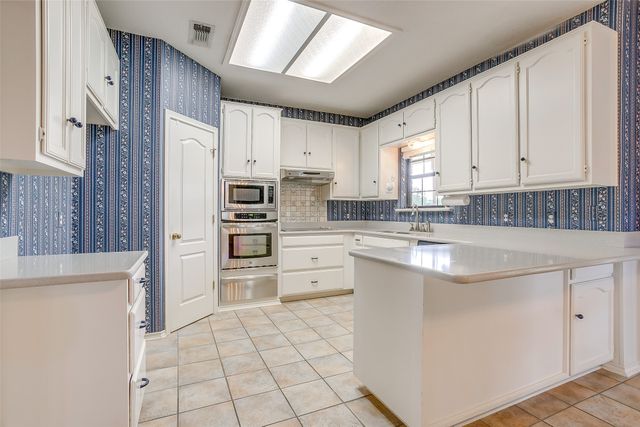 144 Trailwood Drive, Joshua, TX 76058