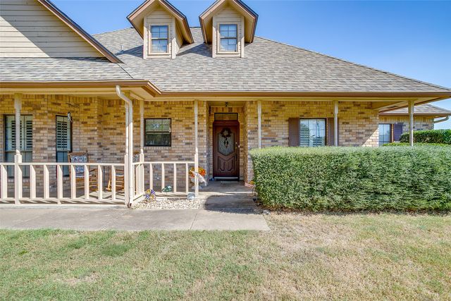 144 Trailwood Drive, Joshua, TX 76058